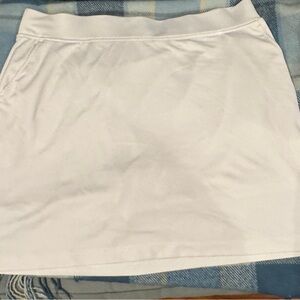 Bermuda Sands white golf skirt for women, size large